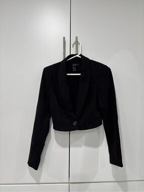 Forever 21 Black Cropped Single-Button Blazer